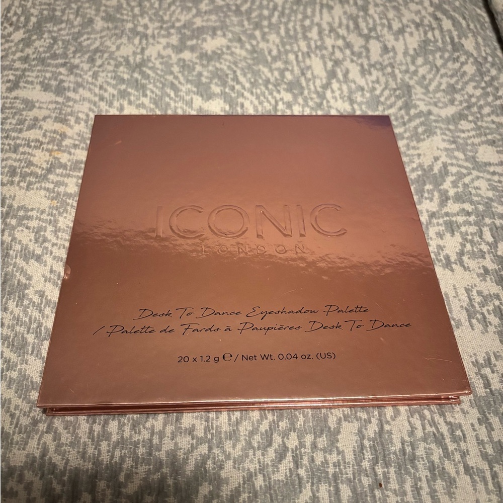 Iconic London Rose Gold Eyeshadow Palette